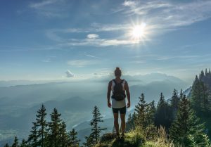 Trek sur des montagnes majestueuses  l’exploration comme mode de voyage